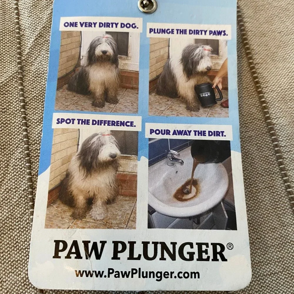 Paw Plunger Pink Paw Cleaner